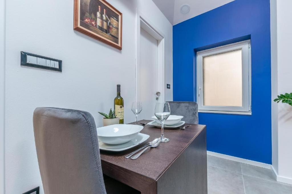 X Boutique Marinac Studio Apartments & Rooms Šibenik Kültér fotó