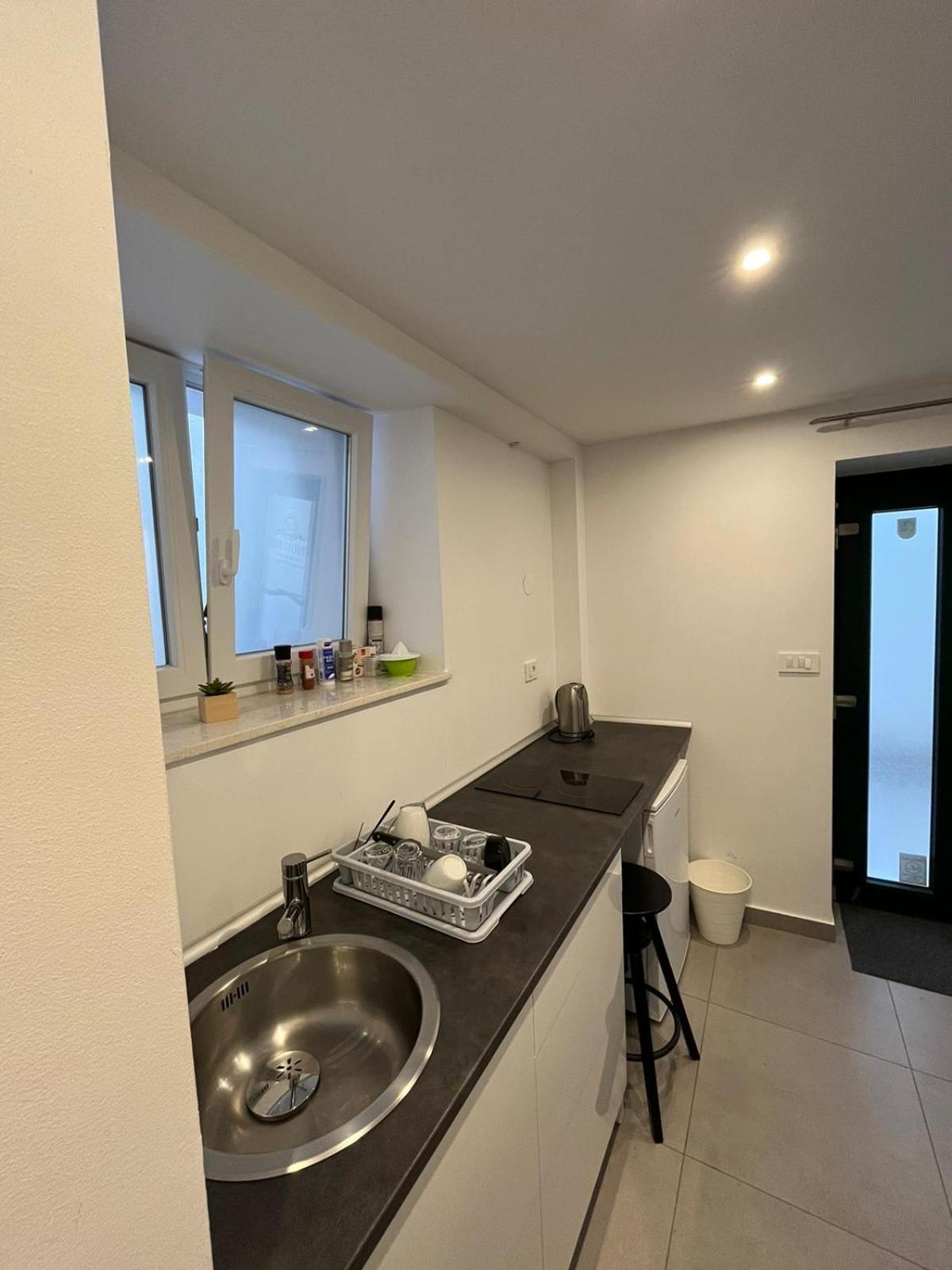 X Boutique Marinac Studio Apartments & Rooms Šibenik Kültér fotó
